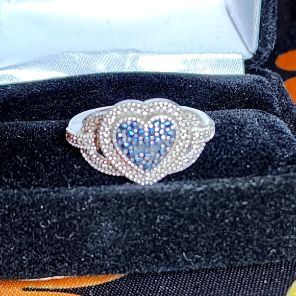 Kay Jewelers Genuine Blue Diamond Heart Ring - Picture 4 of 9